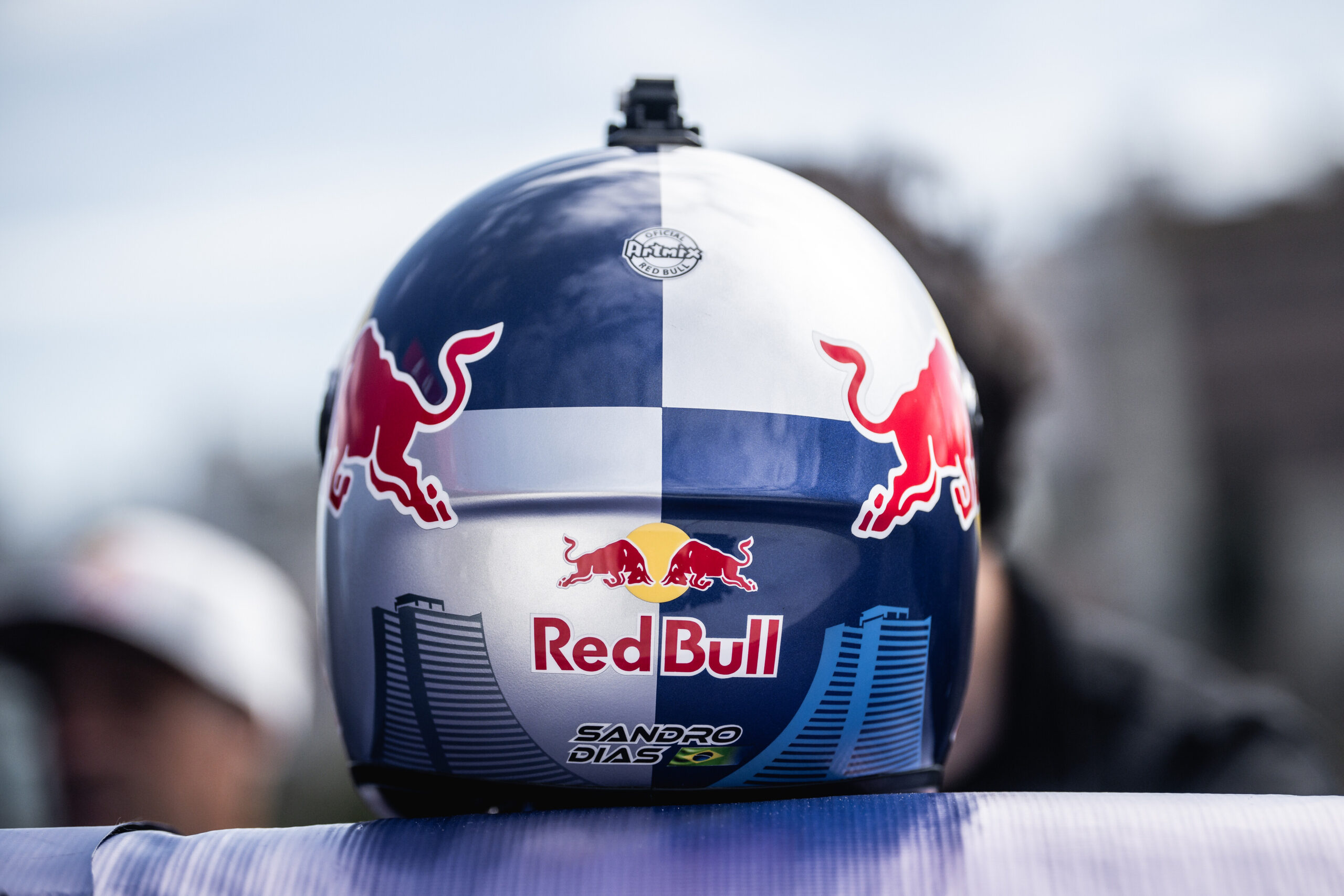 Detail of Sandro Dias helmet during the Red Bull Building Drop in Porto Alegre, Brazil on September 07, 2025 // Victor Eleutério Costa / Red Bull Content Pool // SI202509180447 // Usage for editorial use only //